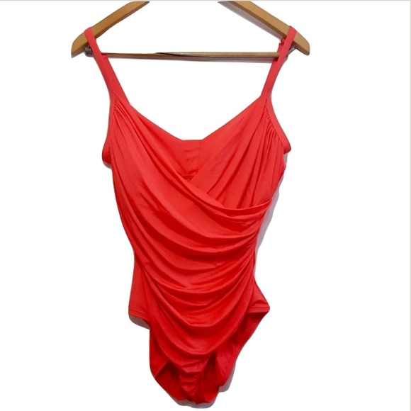 Jantzen Other - Jantzen Classics One Piece Swim Suit Coral Size M